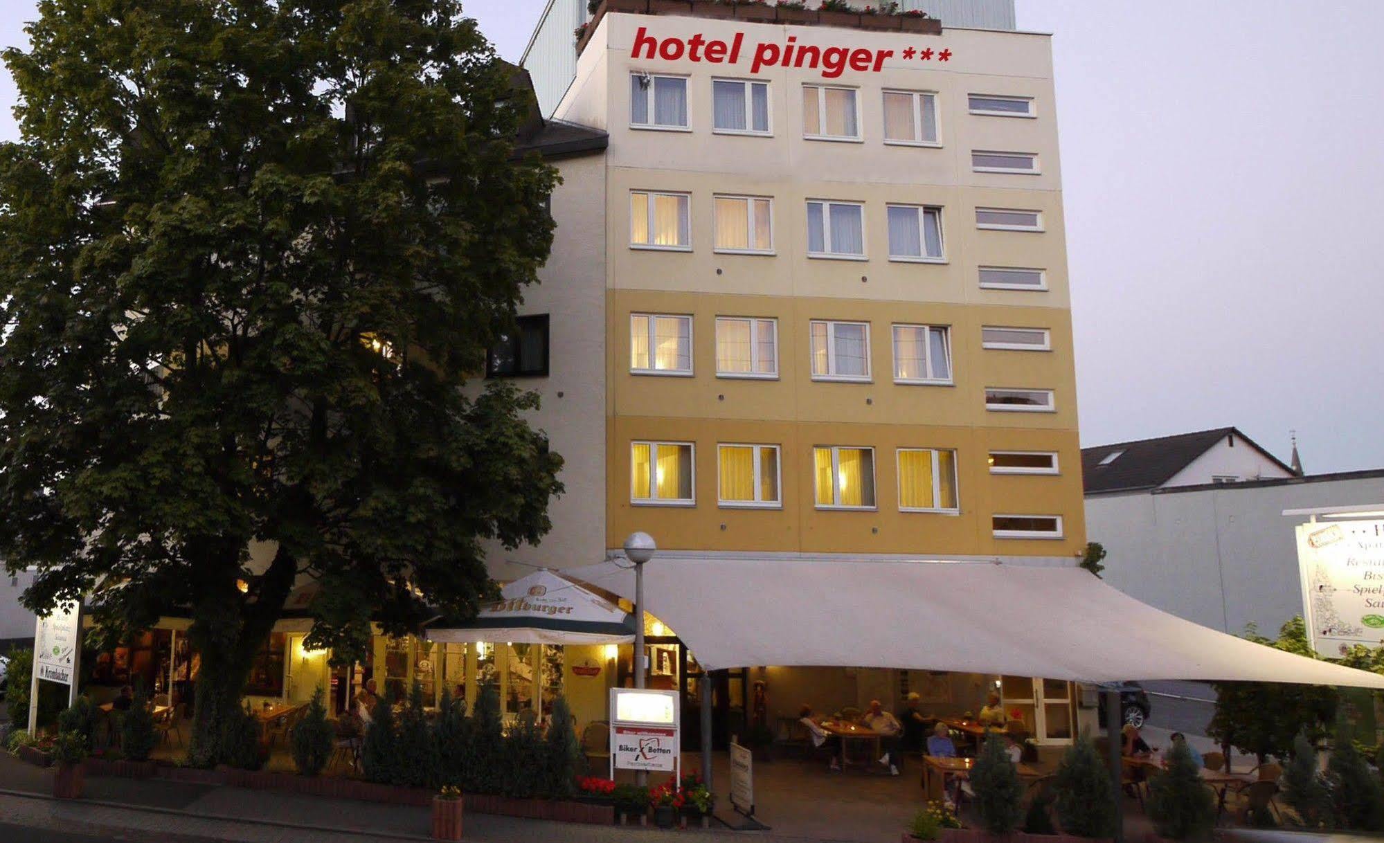 Hotel Pinger Remagen Bagian luar foto