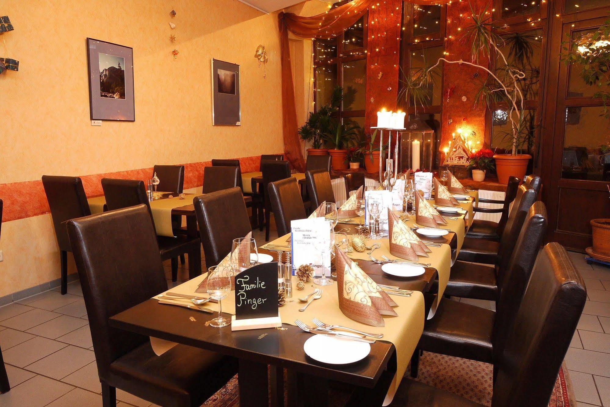 Hotel Pinger Remagen Bagian luar foto